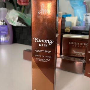 Brand New & Unused: Yummy Skinglow in Main Squeeze